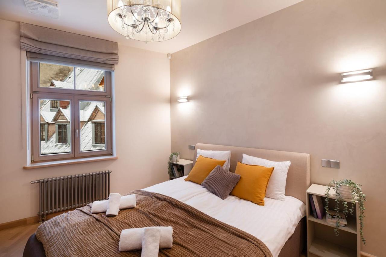 Old Riga Two Bedroom Apartment With 2 Bathrooms Bagian luar foto