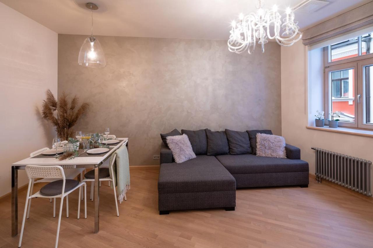 Old Riga Two Bedroom Apartment With 2 Bathrooms Bagian luar foto