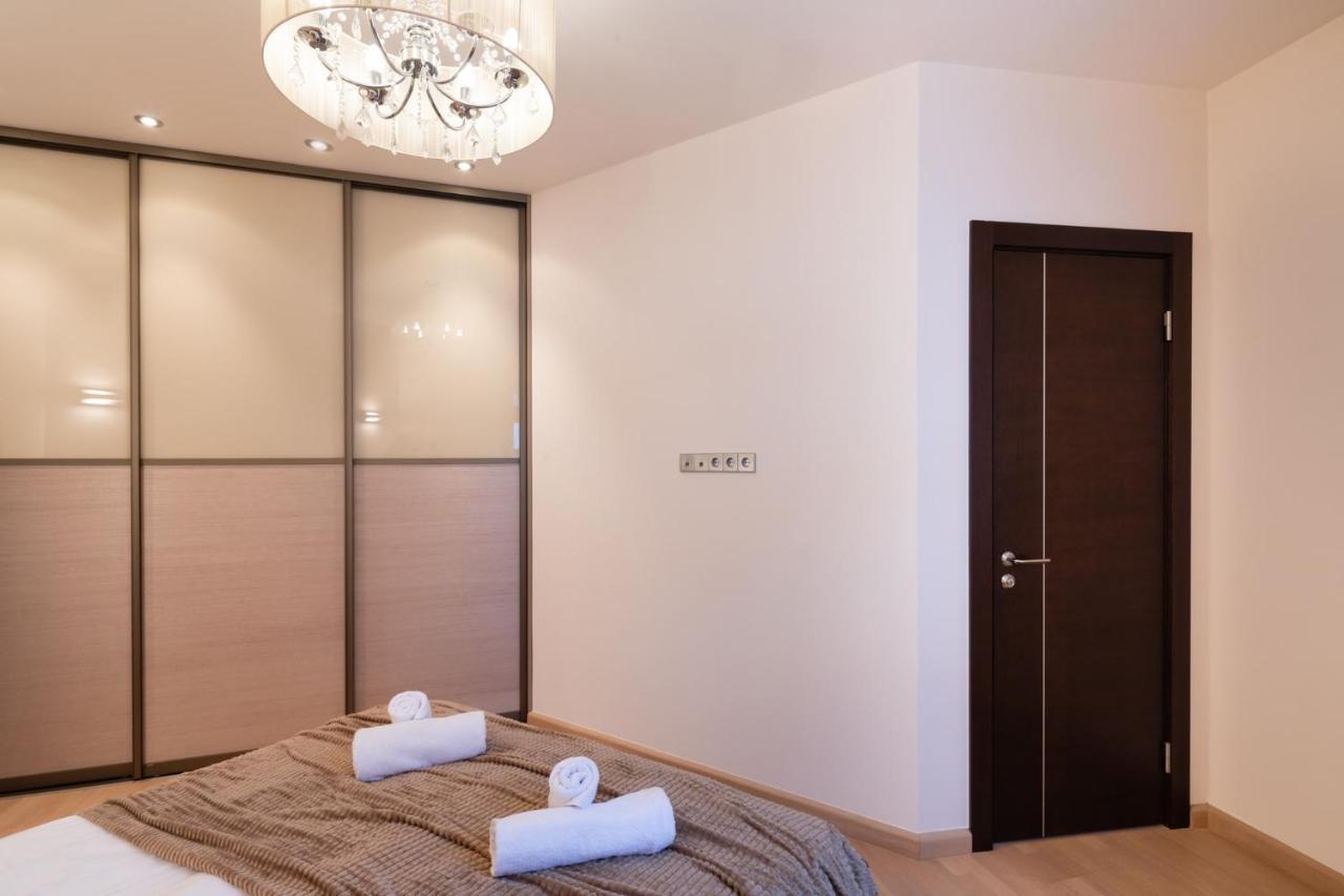 Old Riga Two Bedroom Apartment With 2 Bathrooms Bagian luar foto