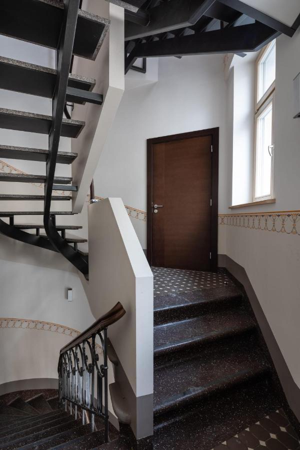 Old Riga Two Bedroom Apartment With 2 Bathrooms Bagian luar foto